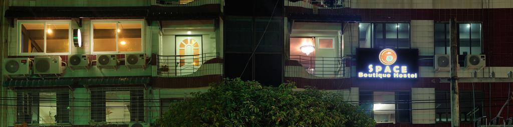 Space Boutique Hostel Yangon Exterior foto
